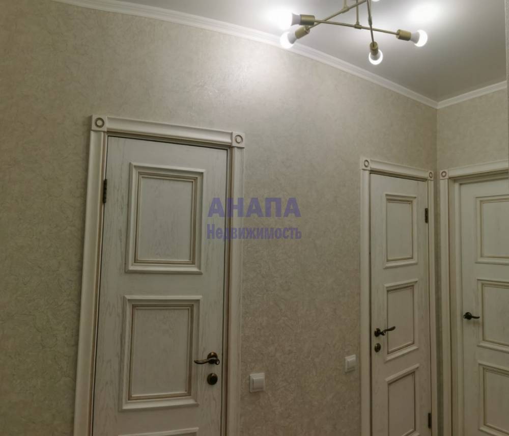 Прихожая