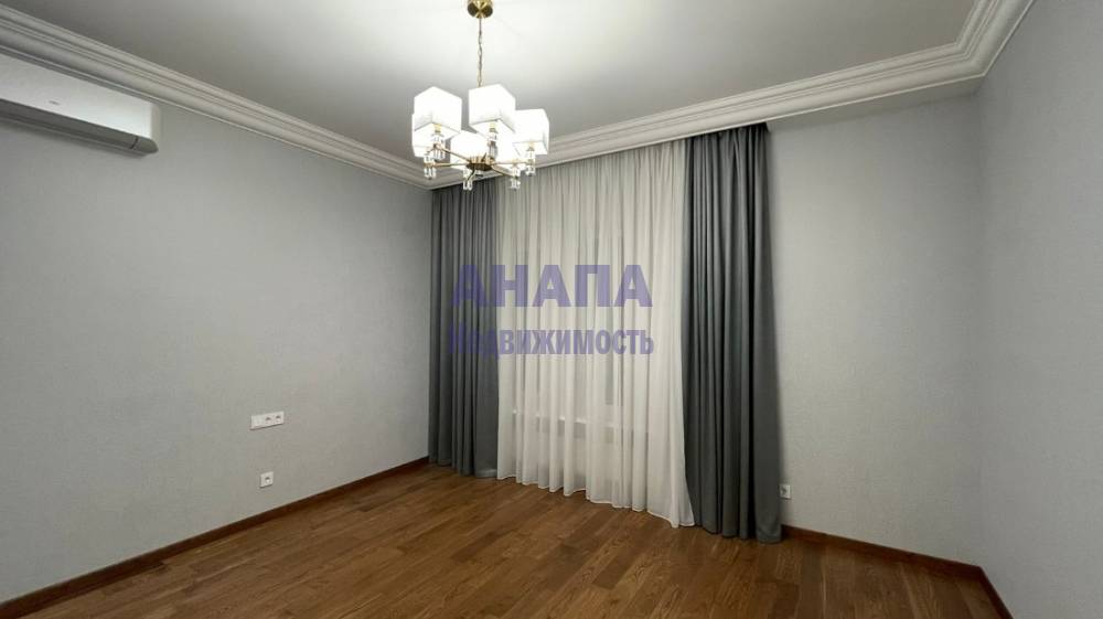Спальная комната на 2 этаже