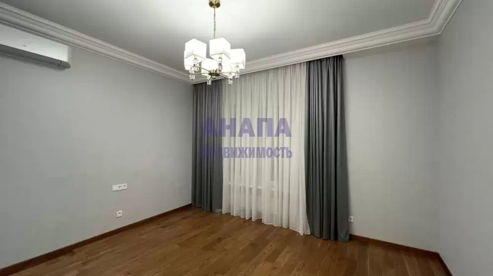 Спальная комната на 2 этаже
