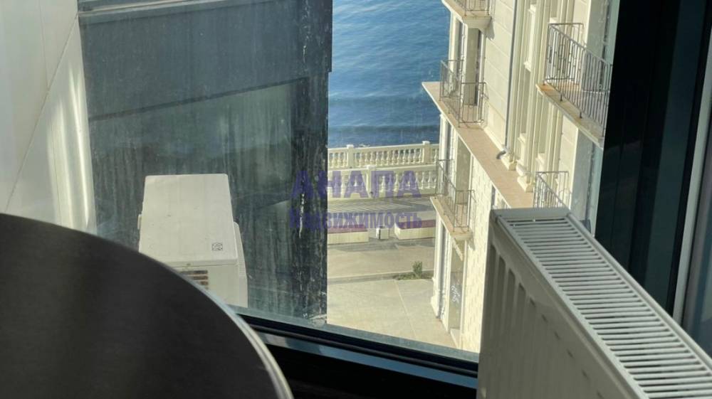 Вид на набережную и море