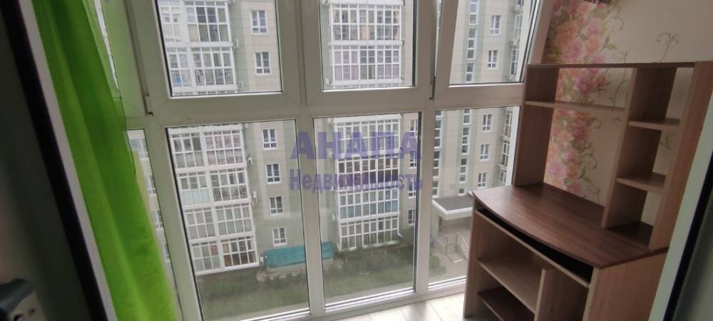 Окно во двор